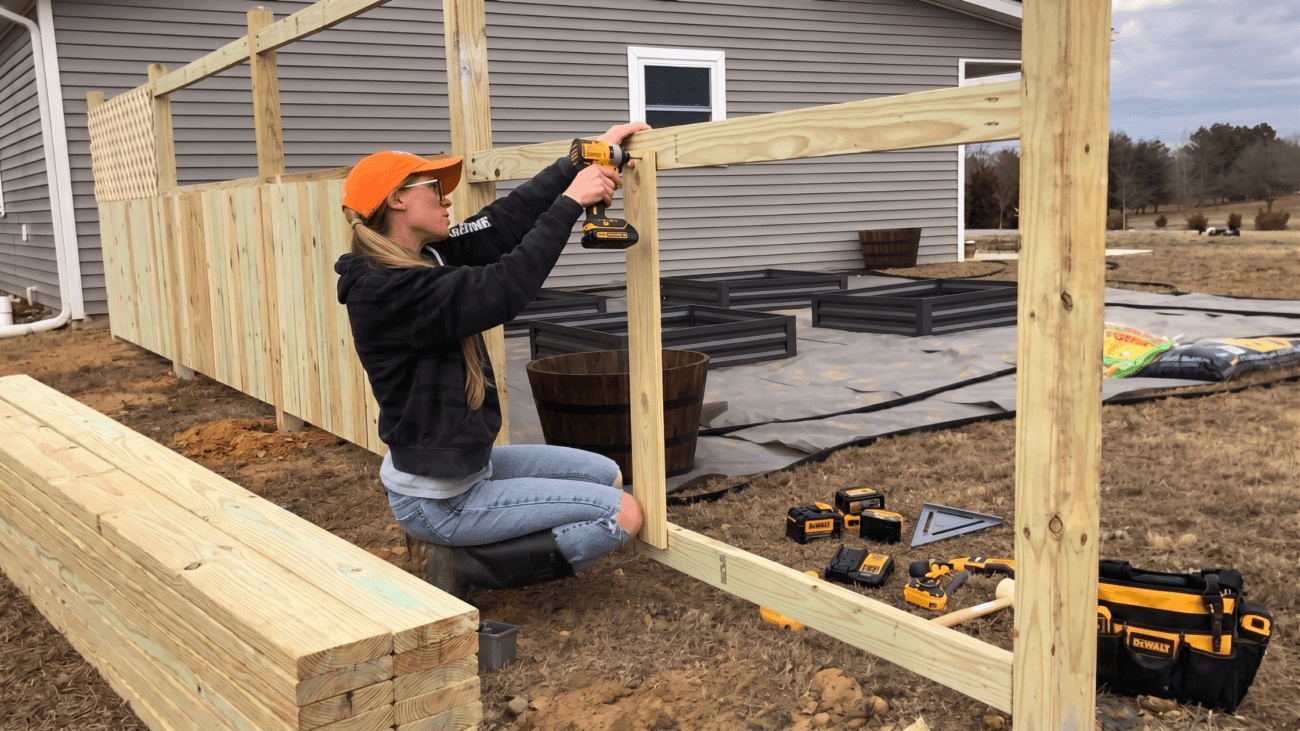 privacy fence installation service