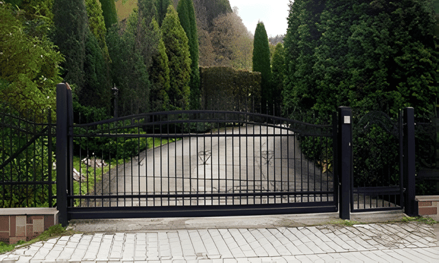 Residential swing gate
