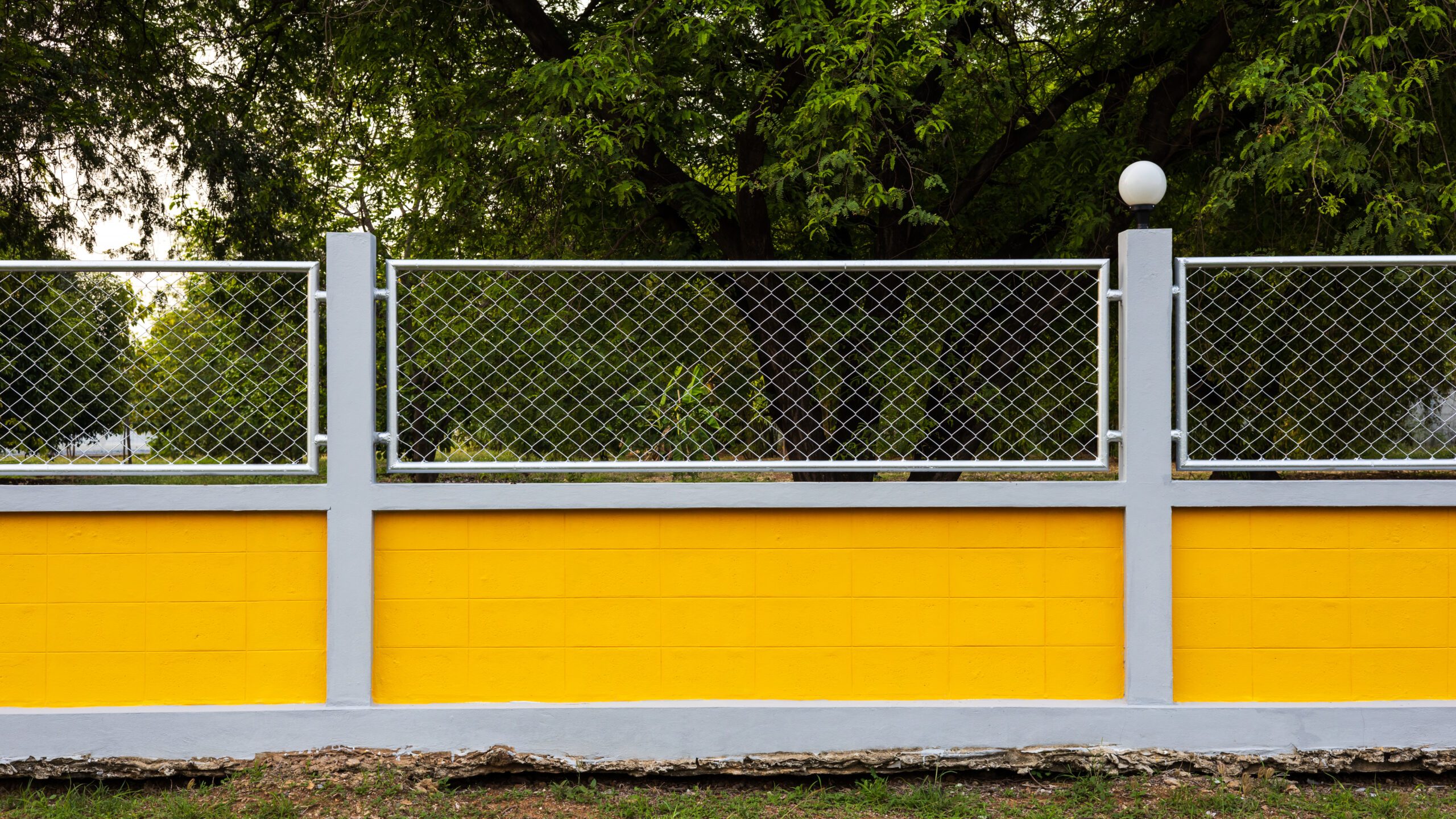 Right Fence Material